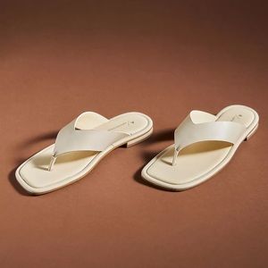 Anthropologie Leather Thong Sandals White Ivory Size 39 Brand New